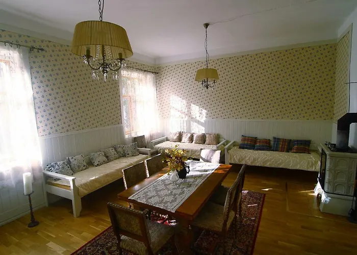 Kuelalistemaja Naissaare